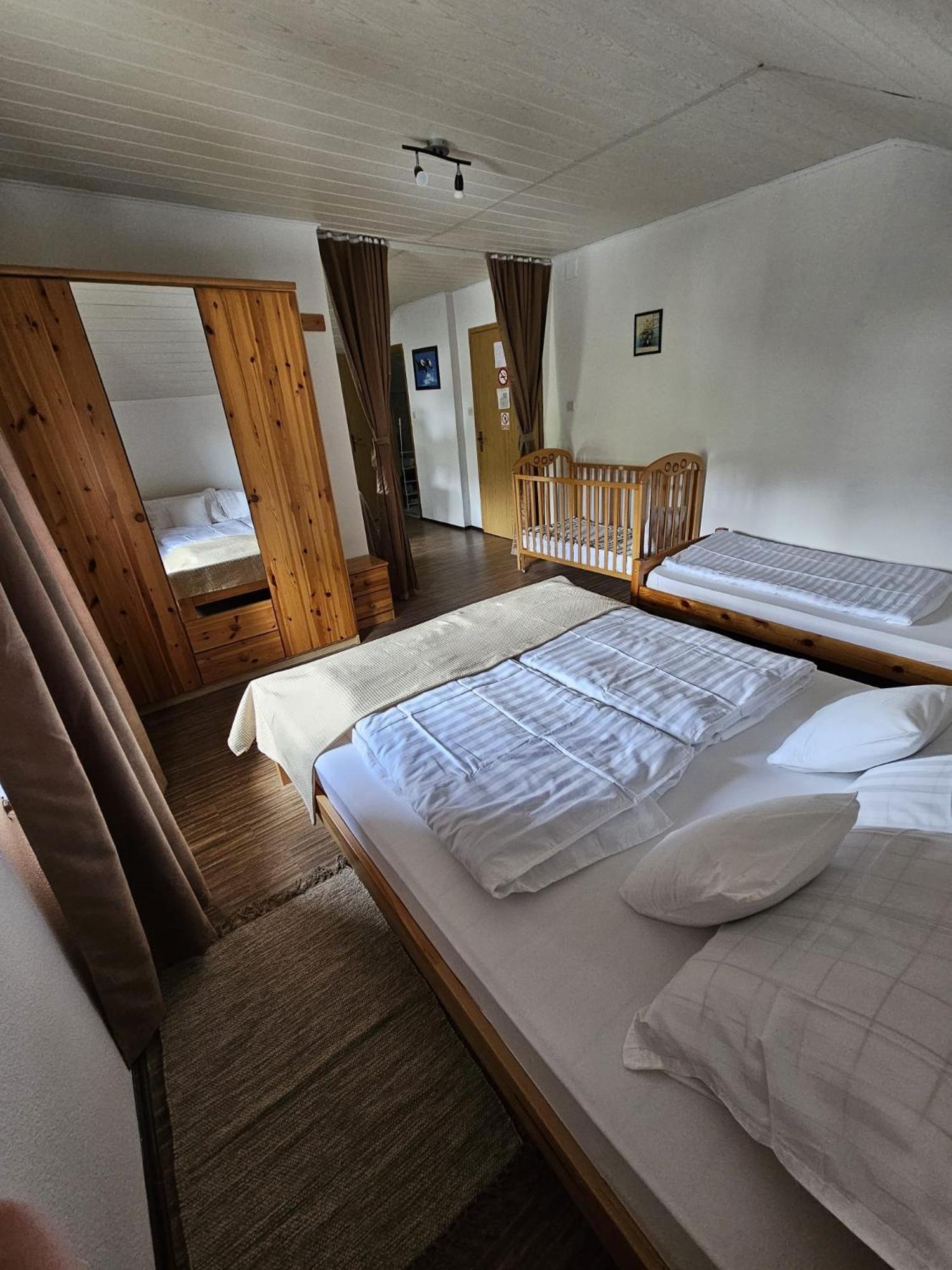House Petra Apartment Rakovica Luaran gambar