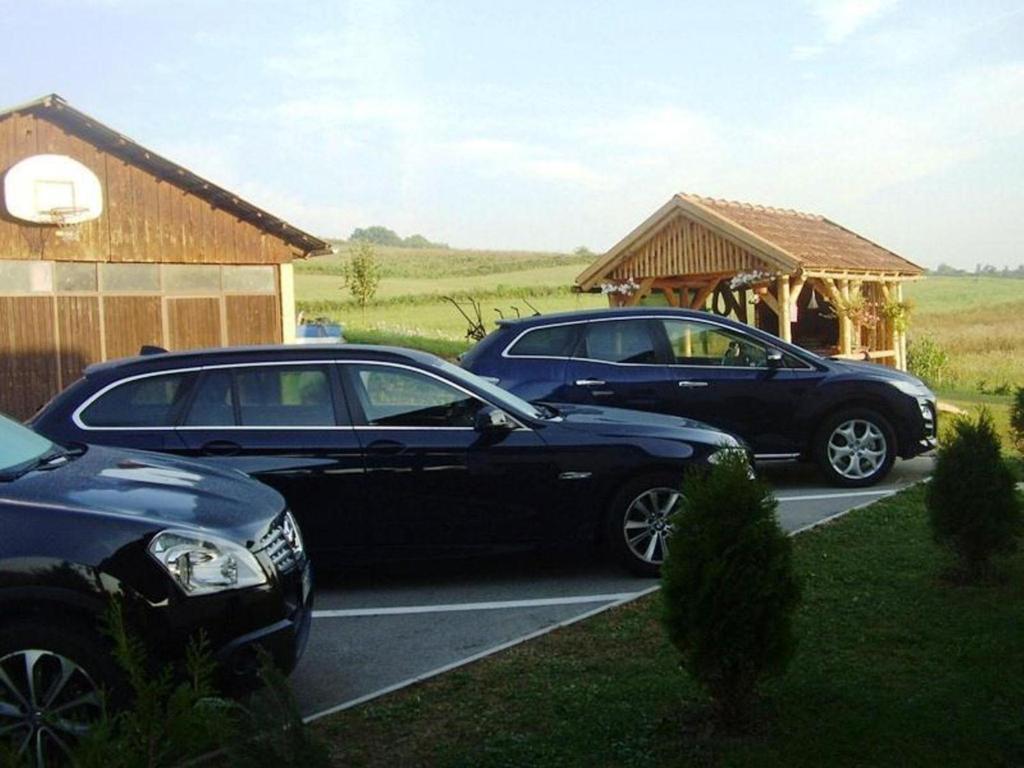 House Petra Apartment Rakovica Luaran gambar