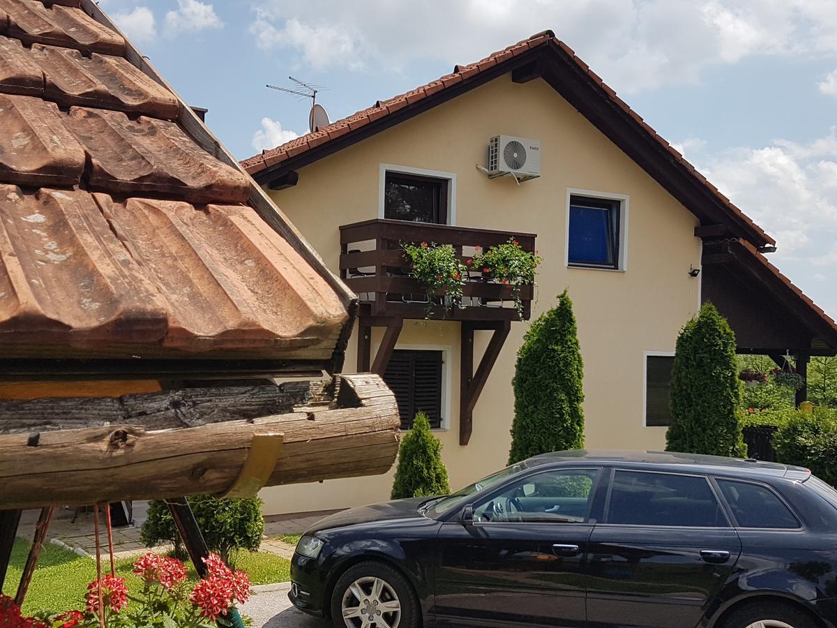 House Petra Apartment Rakovica Luaran gambar